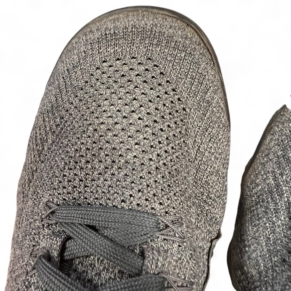 Nike Air Vapormax Flyknit 2 2018 Sneakers Size 8/41 - Picture 4 of 10